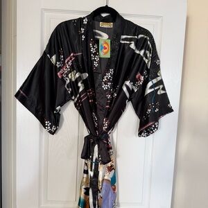 Oriental Village Black Floral Silk Kimono Robe